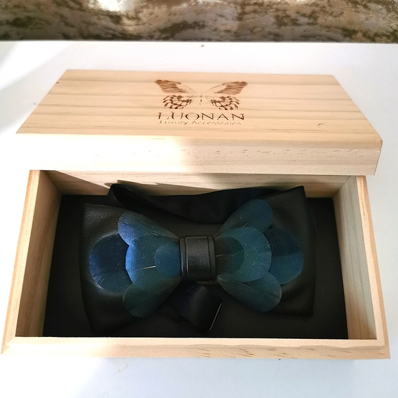 LUONAN luxury accessories - bowtie - Picture 2 of 4